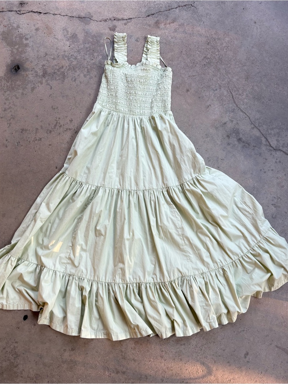 Abercrombie & Fitch Women's Large Maxi Dress Green Ruffled with Two Straps Made